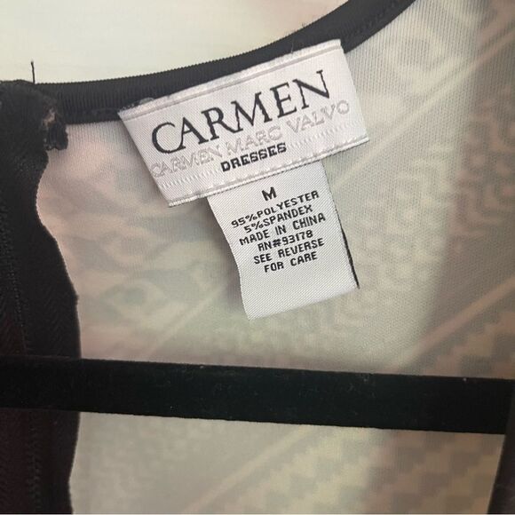 Carmen Marc Valvo Black and Cream Geometric Stretchy Dress - Picture 4 of 9